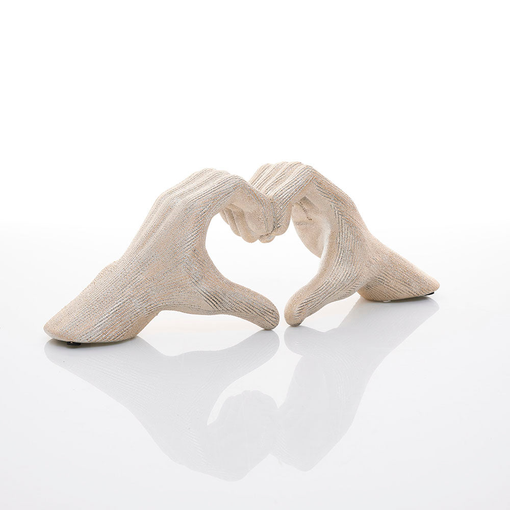 Hand Heart Champagne