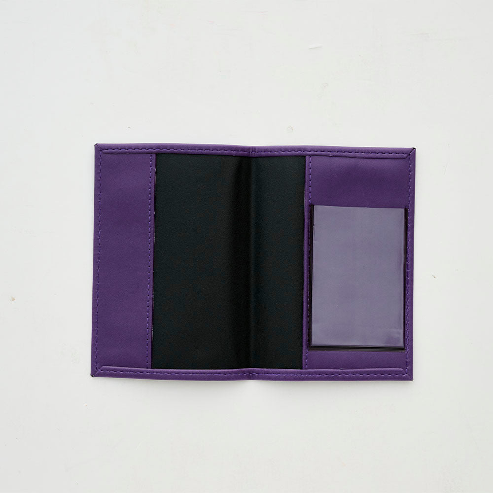 Portapasaporte Morado
